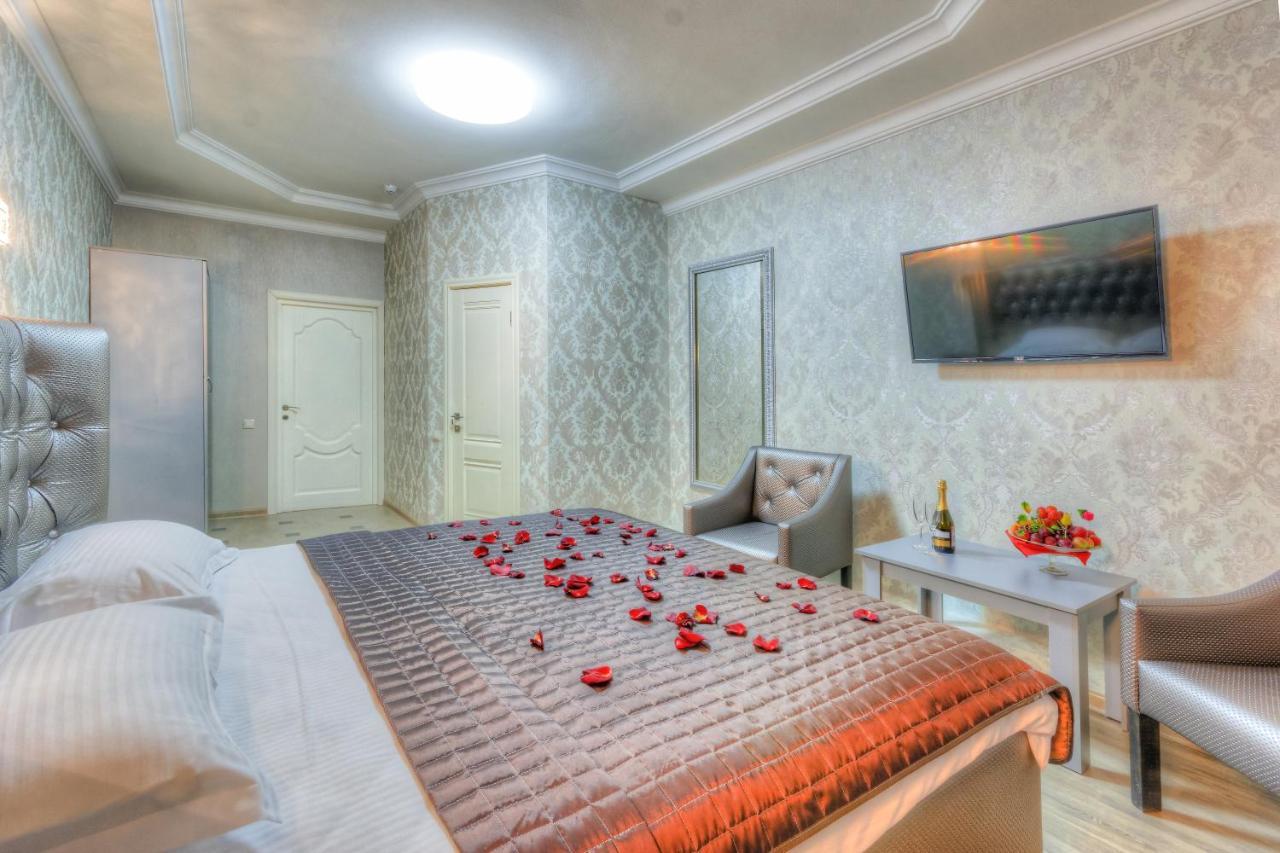 Kapriz Hotel モスクワ エクステリア 写真